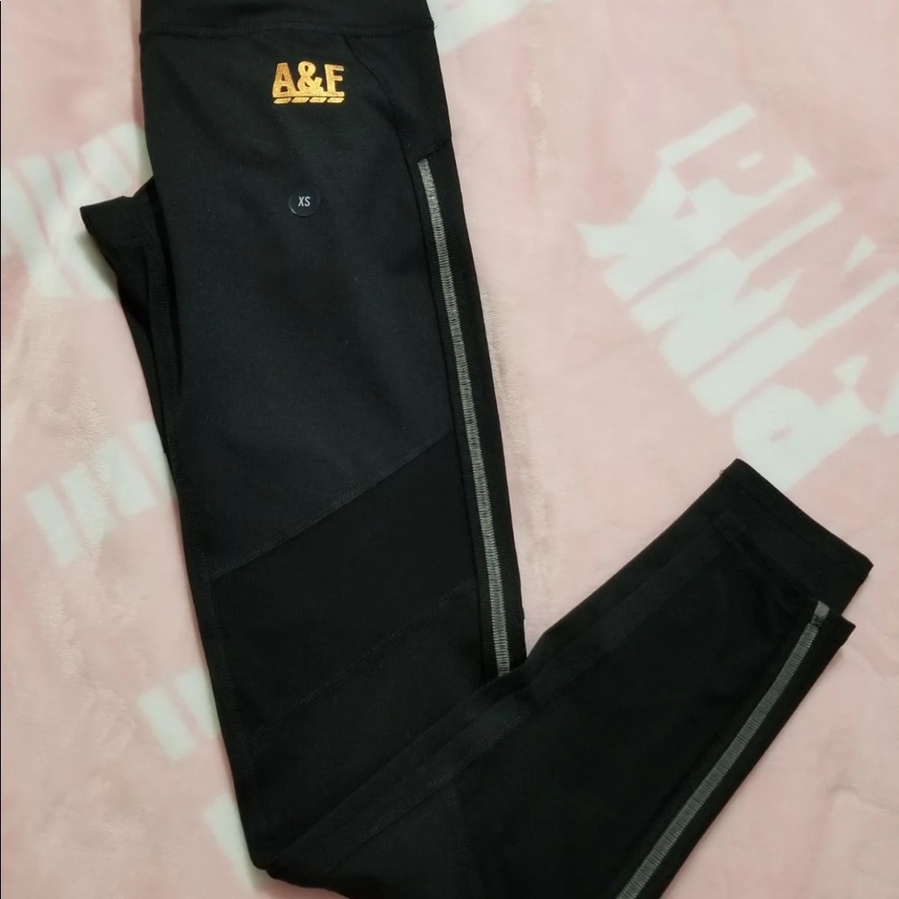 Abercrombie and Fitch leggings